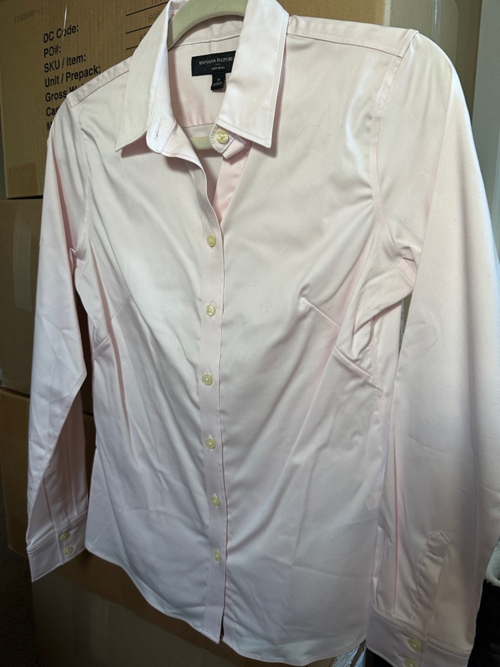 Banana Republic Factory Non-Iron Pale Pink Tailored Button-Front Shirt